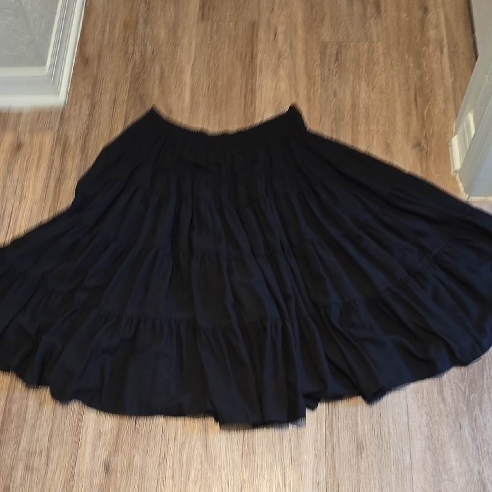 Elegant Black Women's Skirt